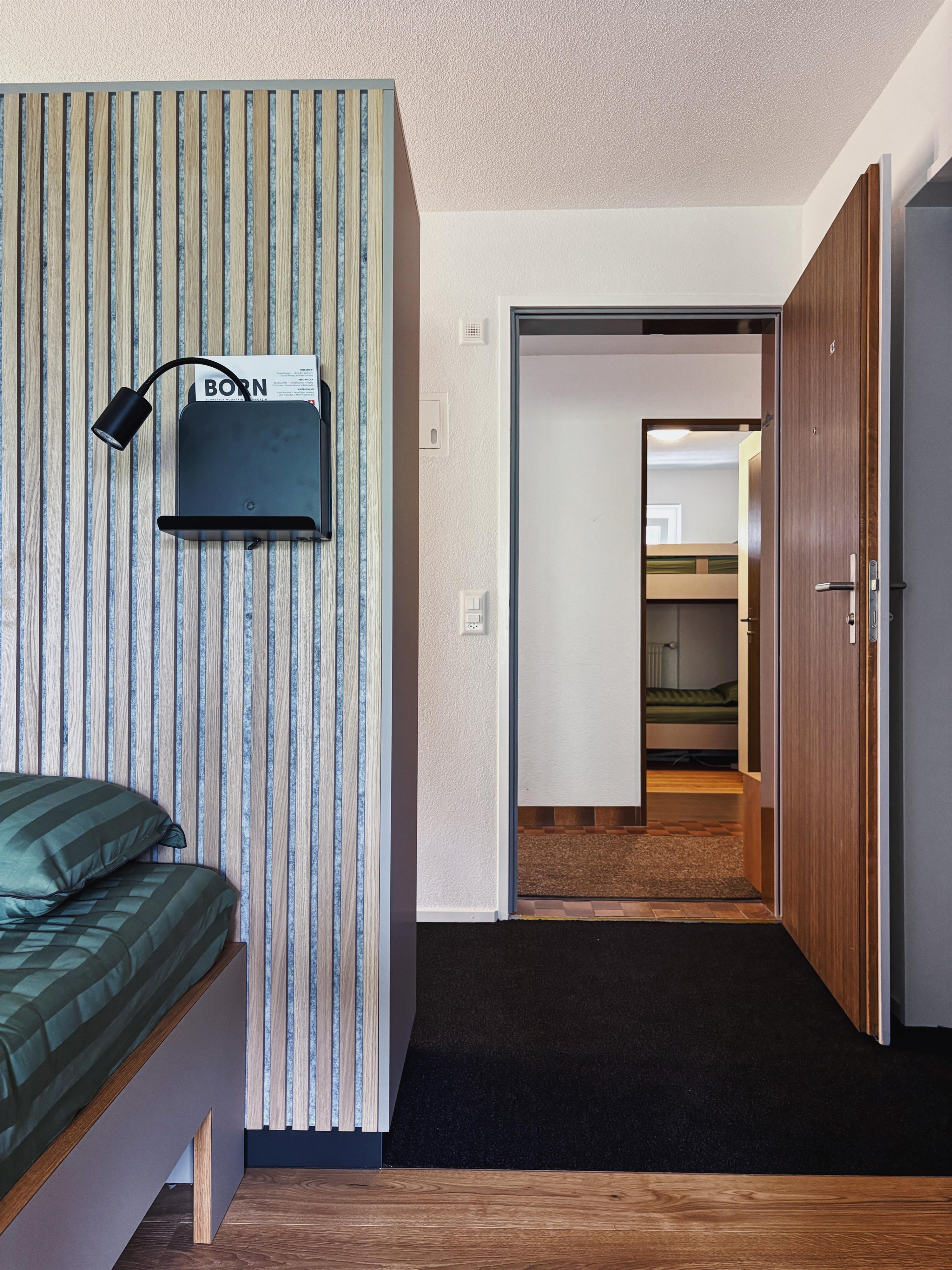 Valère C 244_nebenzimmer-gegenüber Valère C 244_nebenzimmer-gegenüber