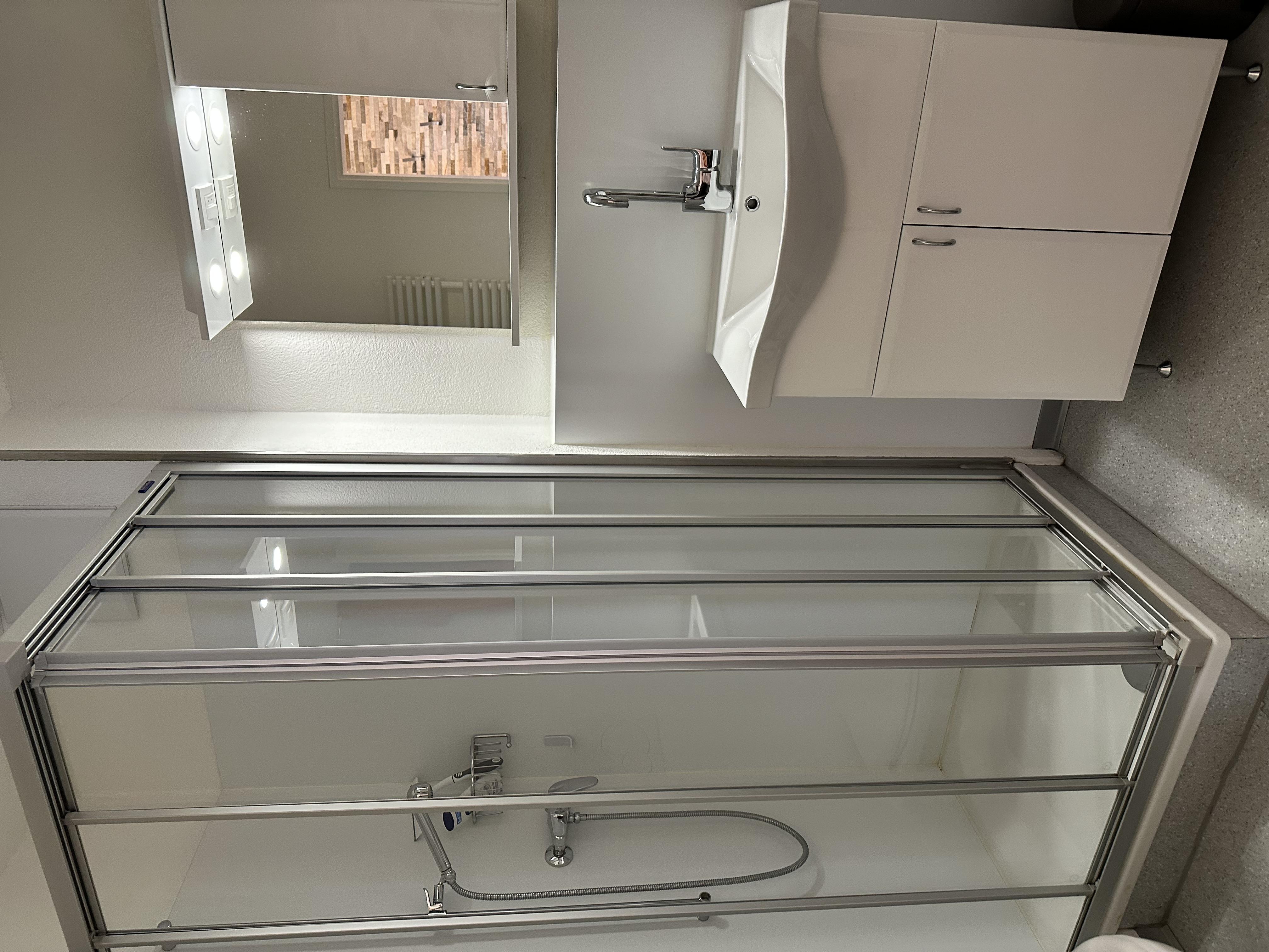 Fortuna 202_dusche-WC_b Fortuna 202_dusche-WC_b