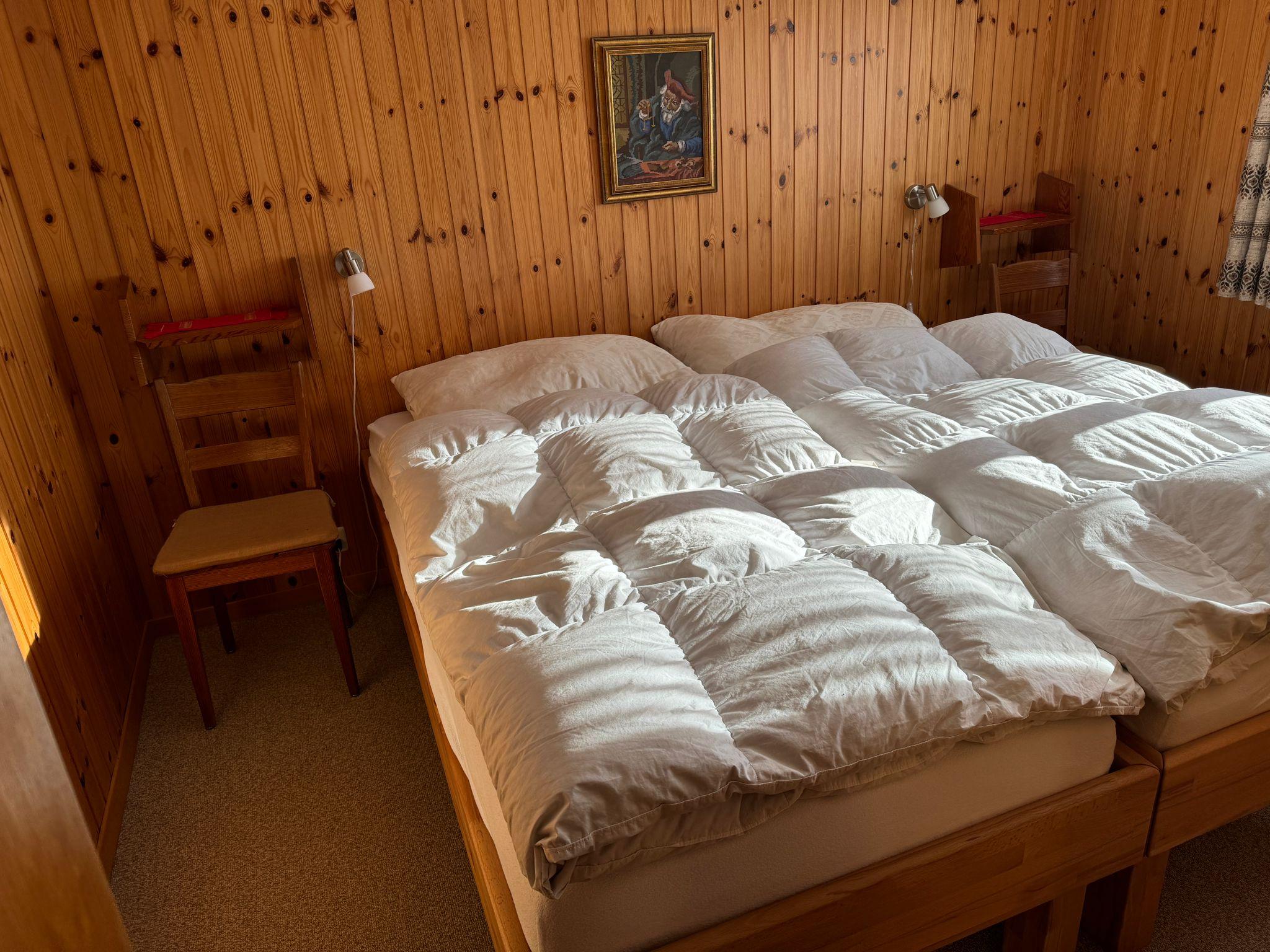 1000043727 1000043727