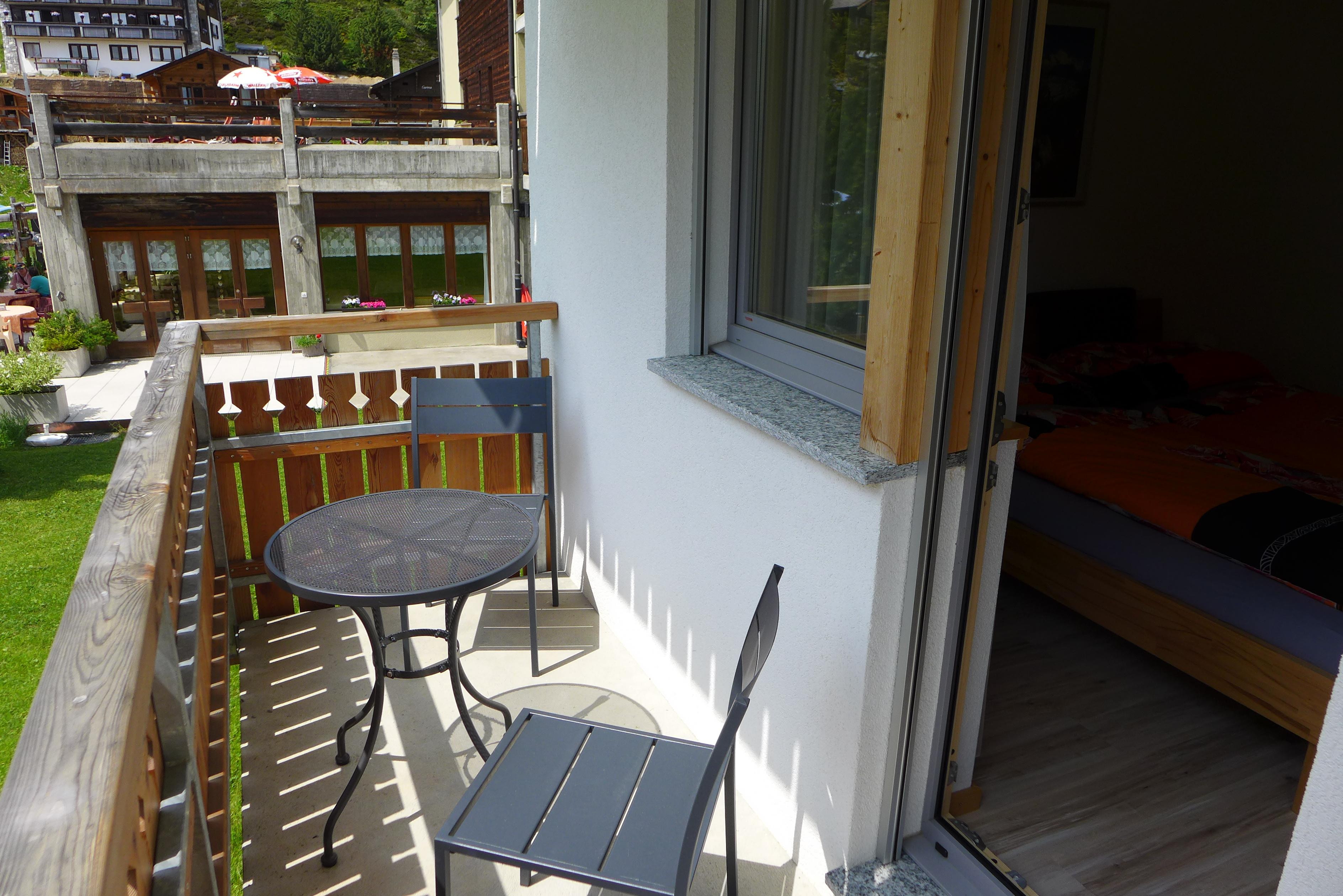 Balkon 2 mit Abendsonne Balkon 2 mit Abendsonne