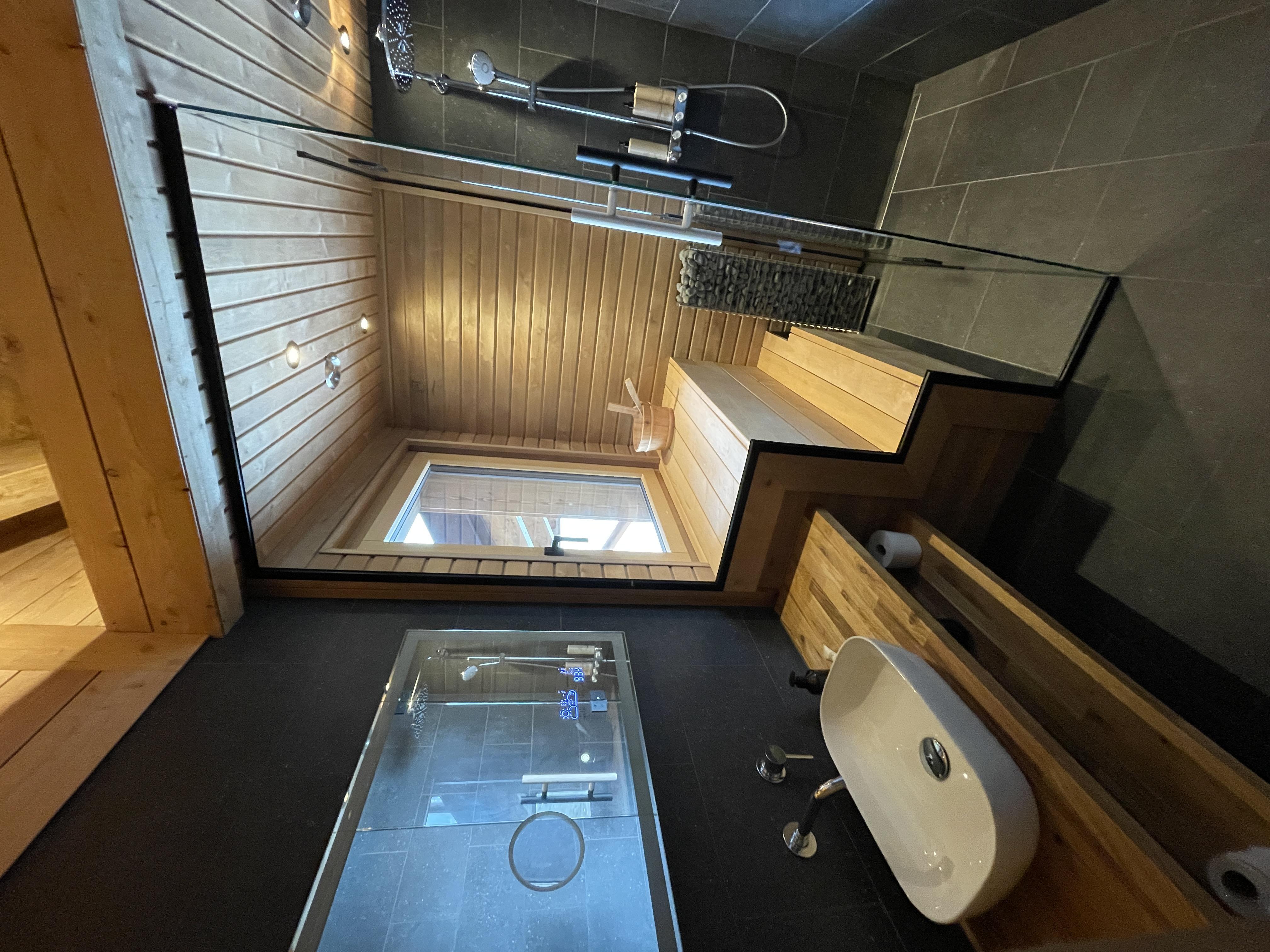 3rd Floor Bathroom IMG_7579 3rd Floor Bathroom IMG_7579