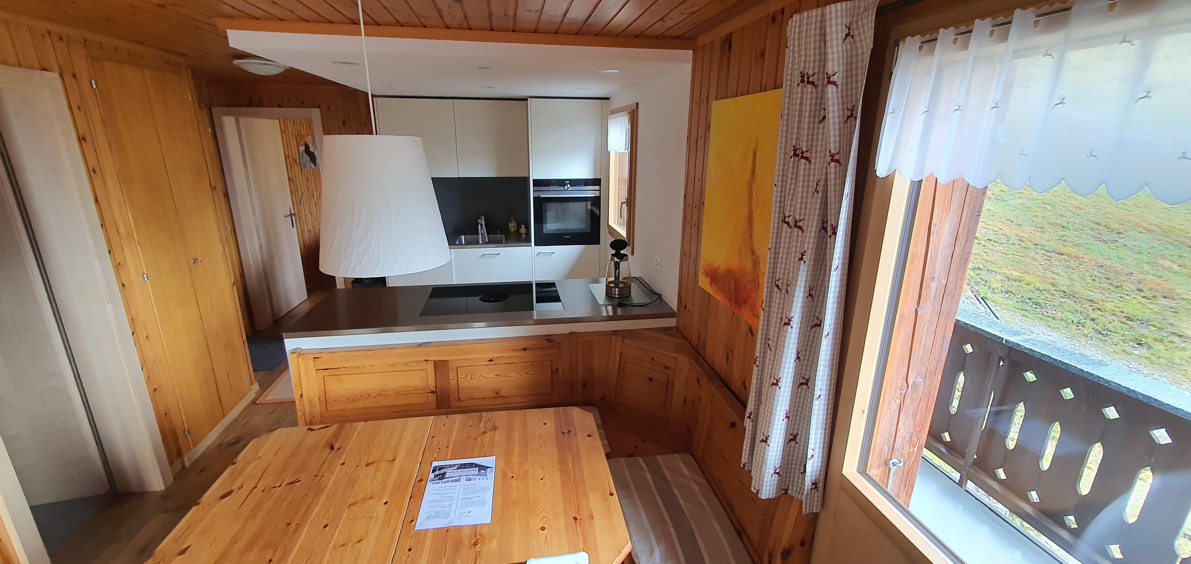 Wohnung 1. Stock Wohnzimmer mit Küche Wohnung 1. Stock Wohnzimmer mit Küche