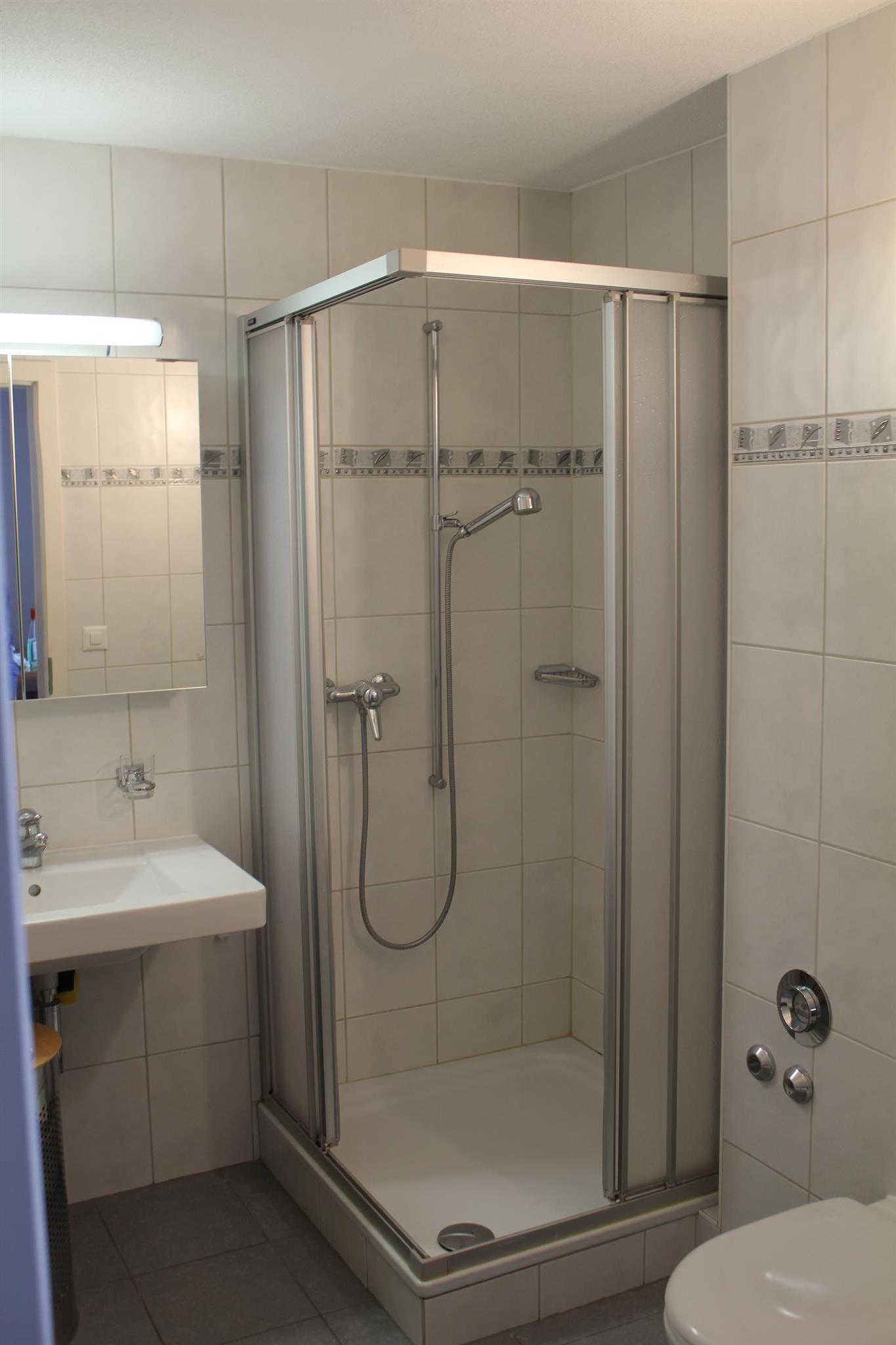 Salute 206_dusche-WC Salute 206_dusche-WC