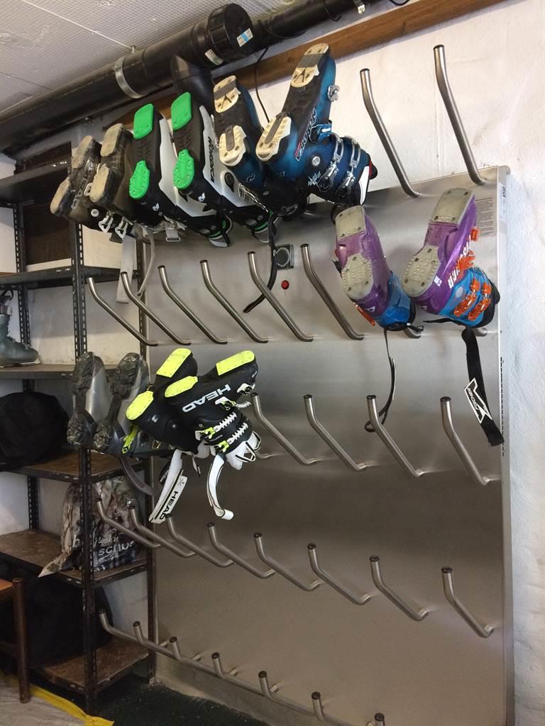 Skiraum mit Schuhheizung Chalet Alpenruh Skiraum mit Schuhheizung Chalet Alpenruh