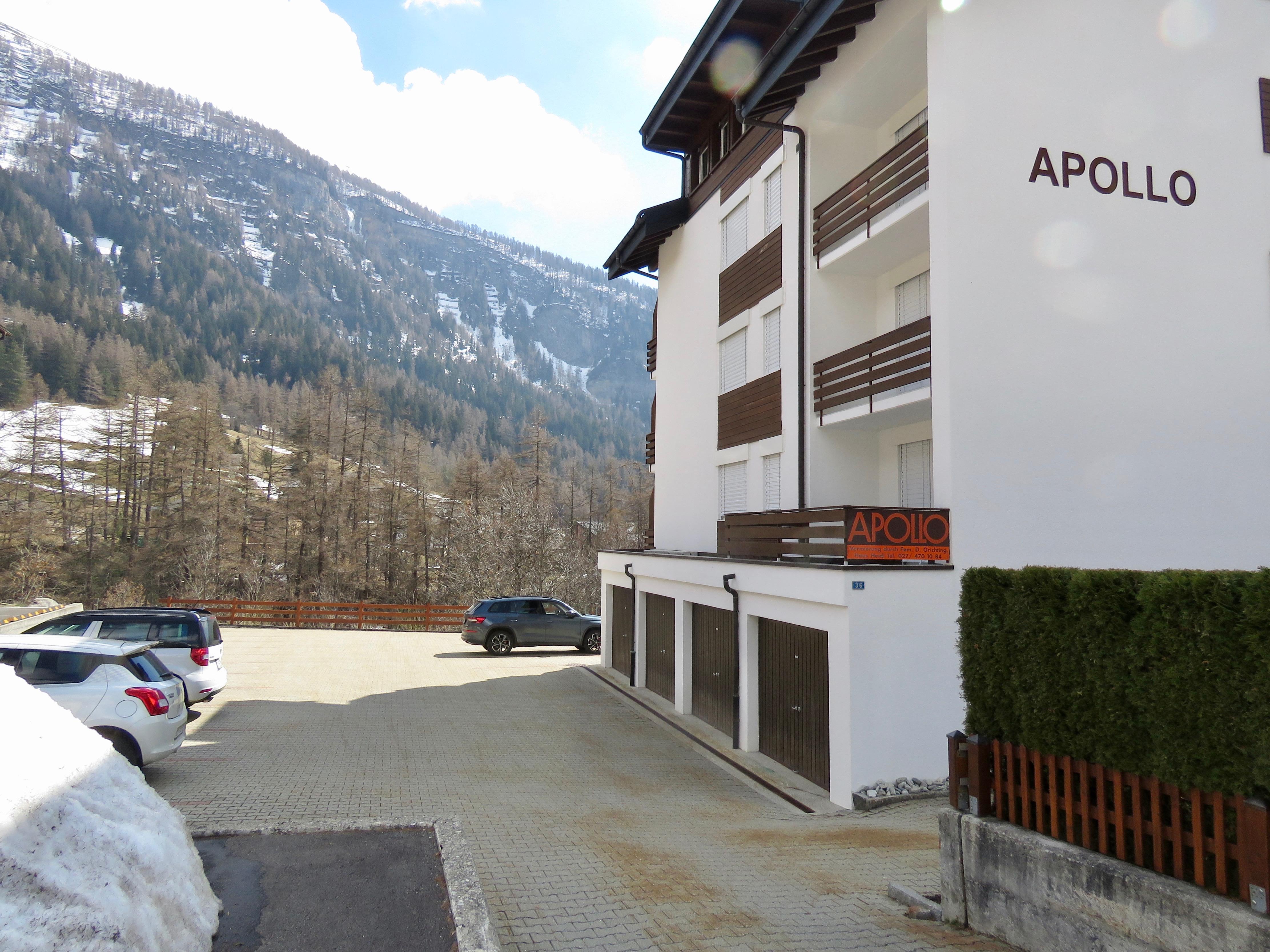 Apollo_aussenparkplatz_b Apollo_aussenparkplatz_b