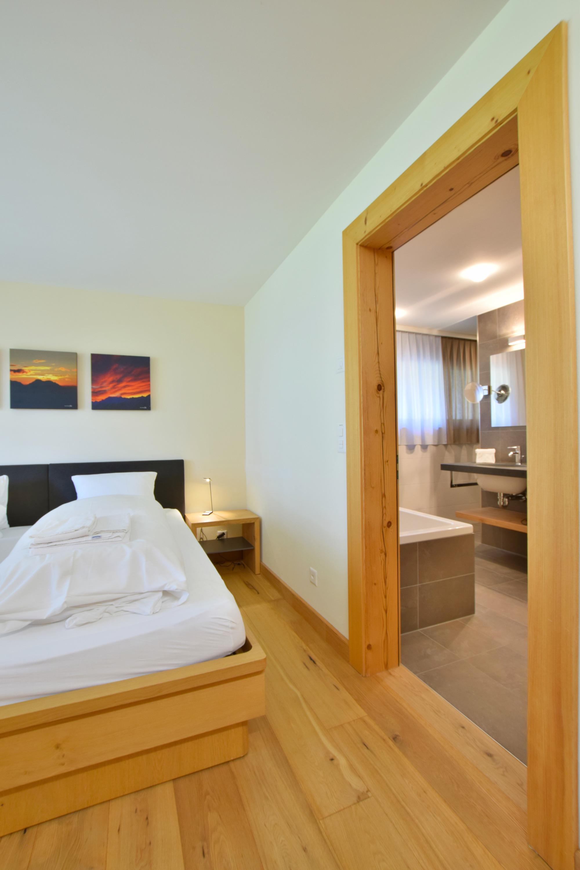 RoyalB26_23 RoyalB26_23