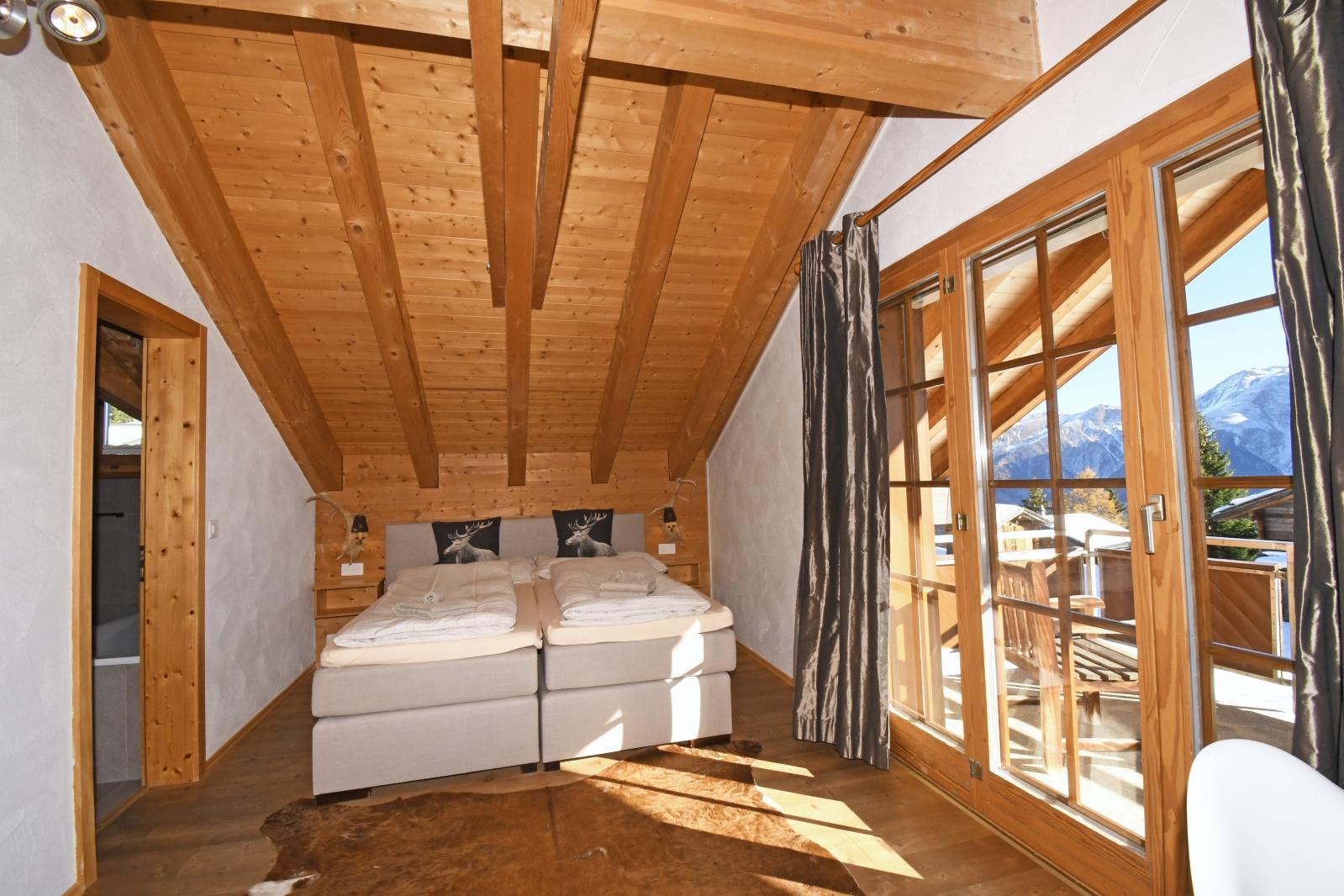 Wilhelm Tell OG Ost- 1. Schlafzimmer (2. Stk.) Wilhelm Tell OG Ost- 1. Schlafzimmer (2. Stk.)