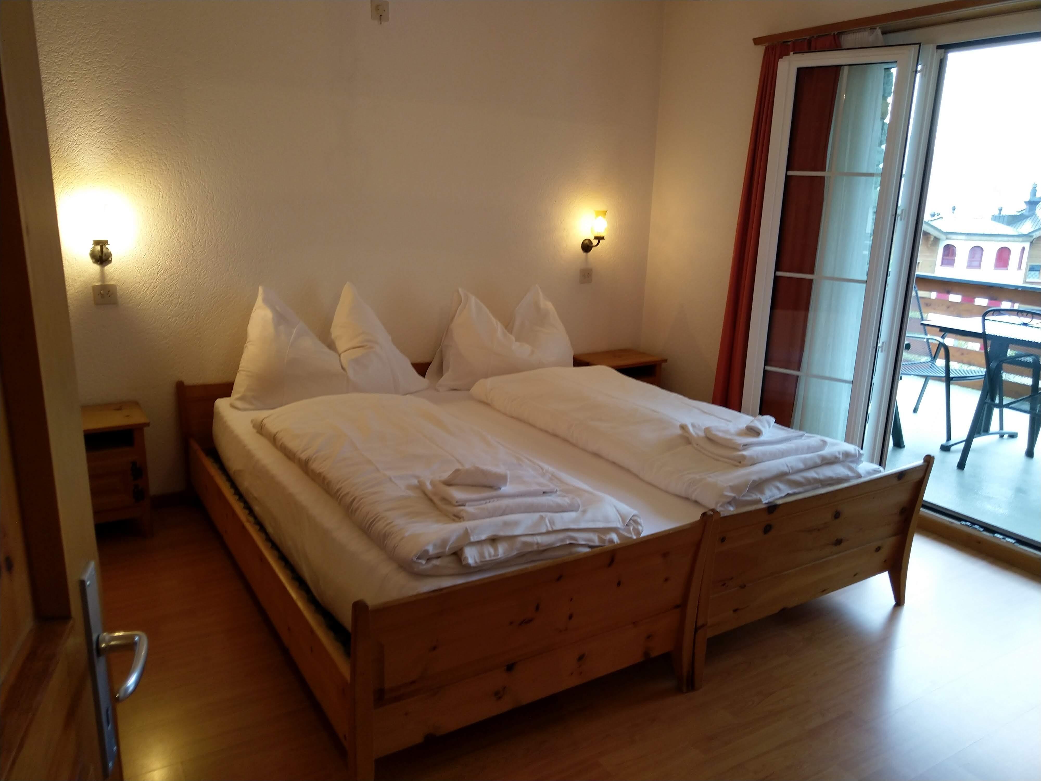 Aurora 2_schlafen_1a Aurora 2_schlafen_1a