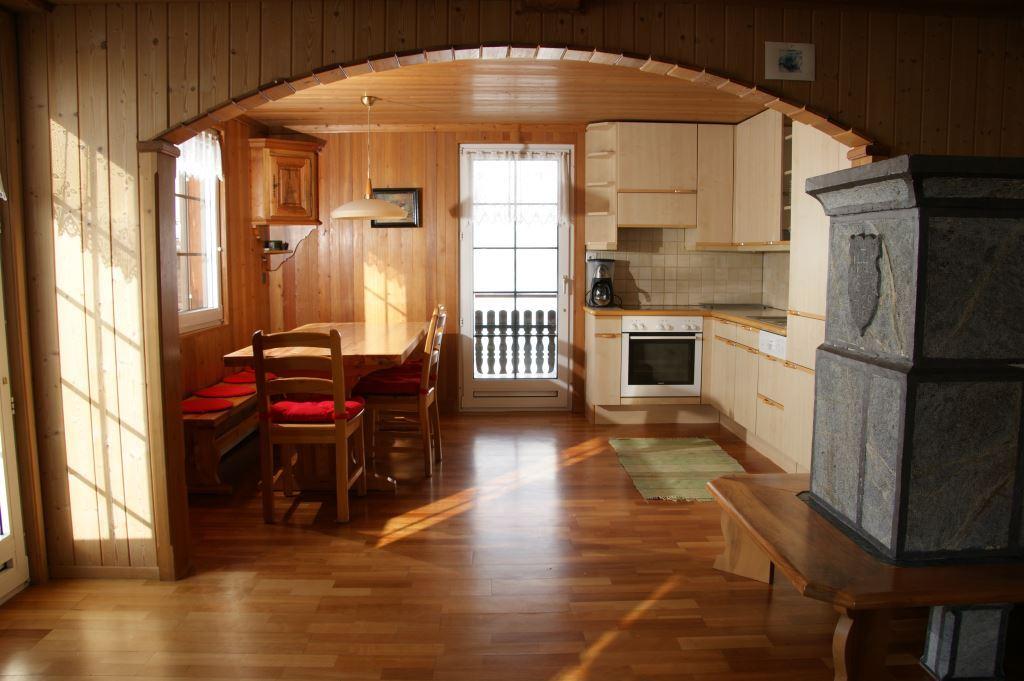 Chalet EMUR OG Esszimmer-Küche Chalet EMUR OG Esszimmer-Küche