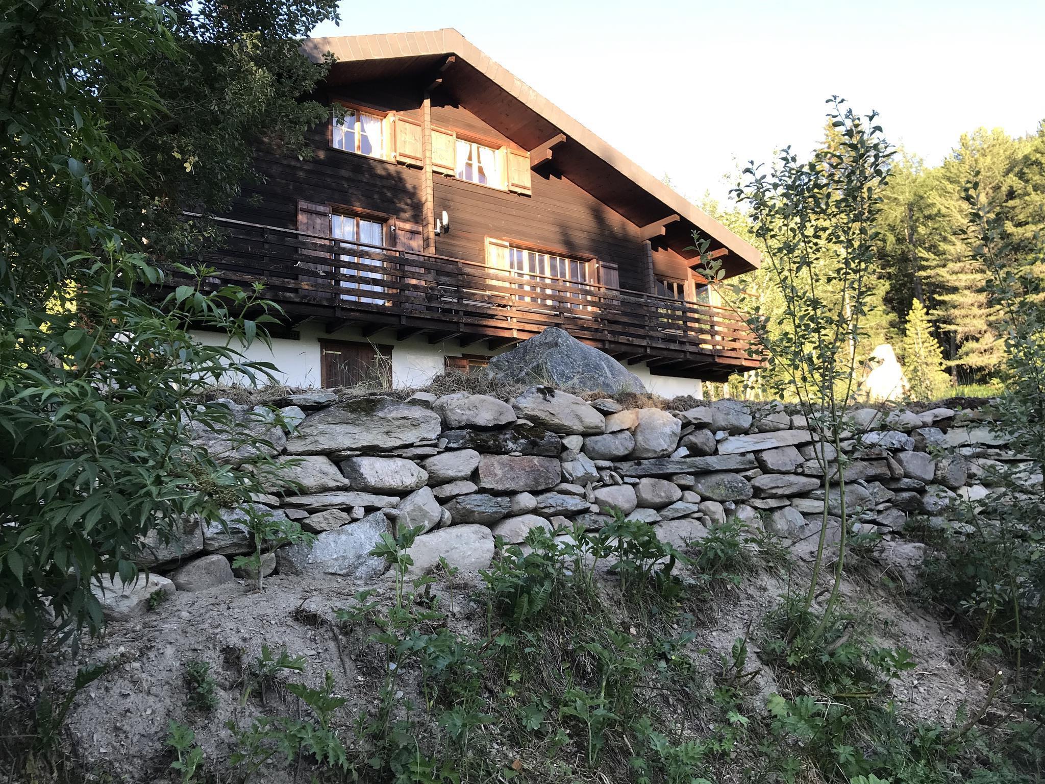 Vorderseite (talwärts) Vorderseite (talwärts)