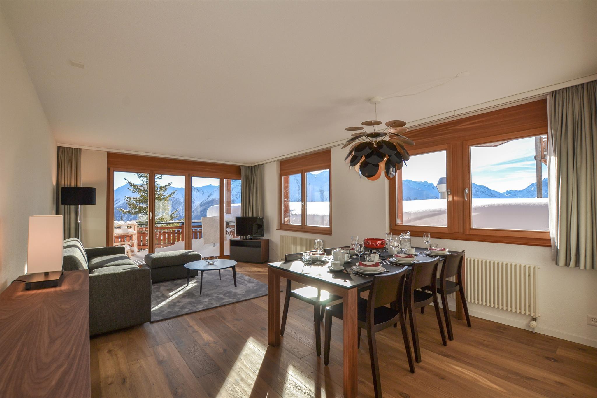 DSC_0897_edited DSC_0897_edited