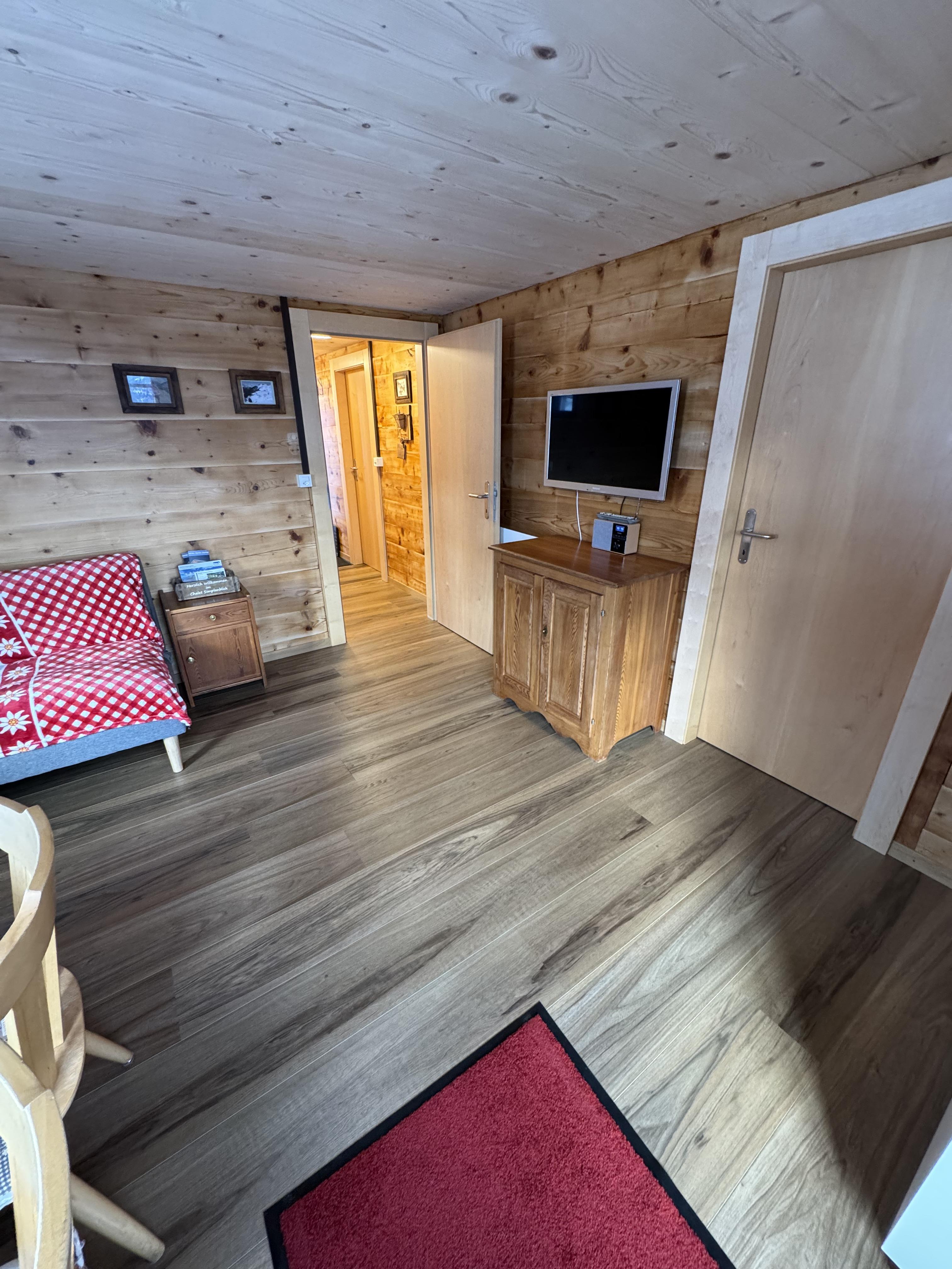 Wohnzimmer - Übersicht mit Eingang Kinderzimmer Wohnzimmer - Übersicht mit Eingang Kinderzimmer