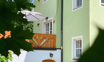 www.villarosa.at