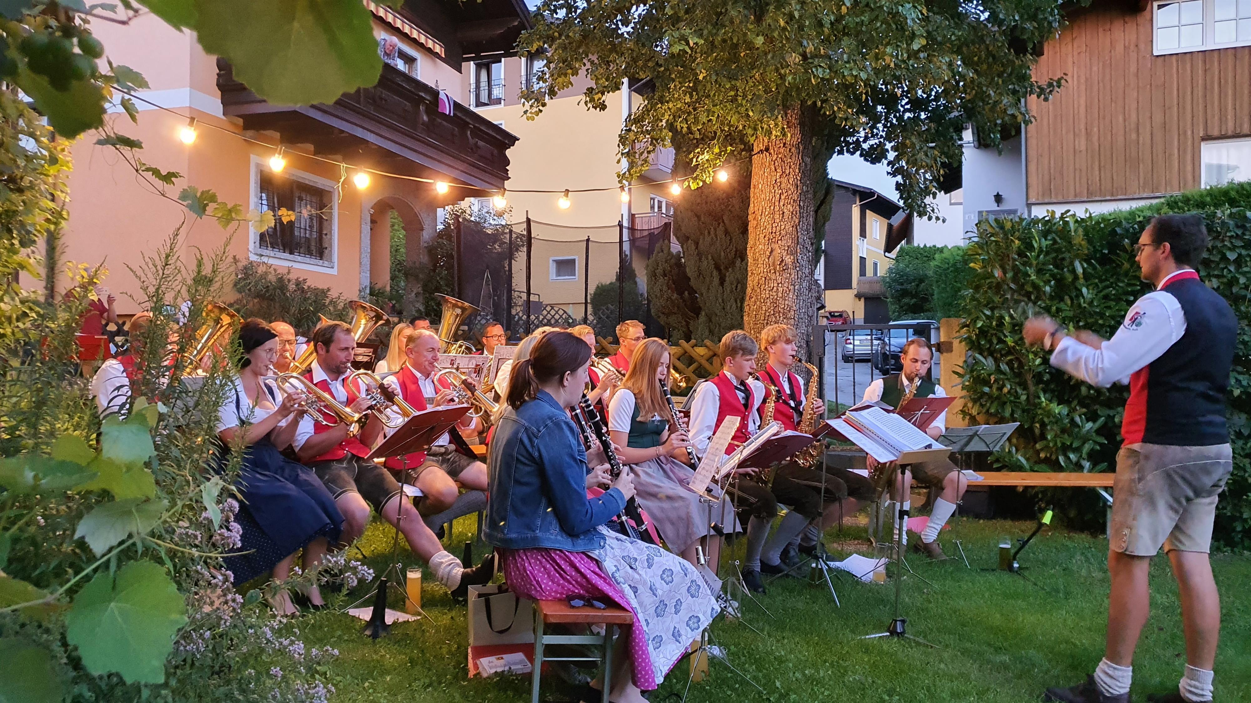 Dämmerschoppen mit der Musikkapelle Puch