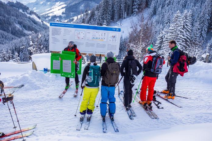 Skitourenlehrpfad Dienten