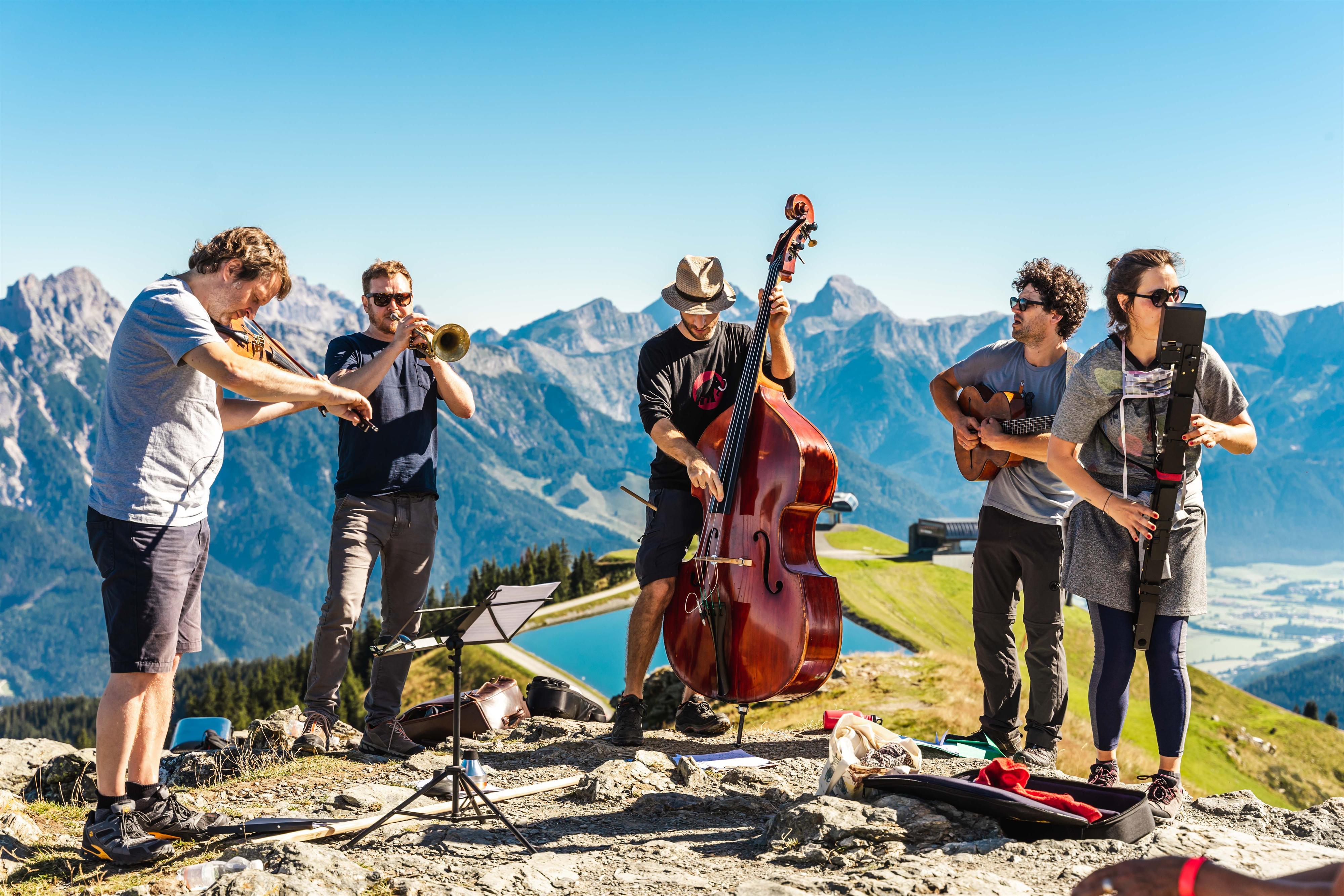 WE HIKE JAZZ Naturkino