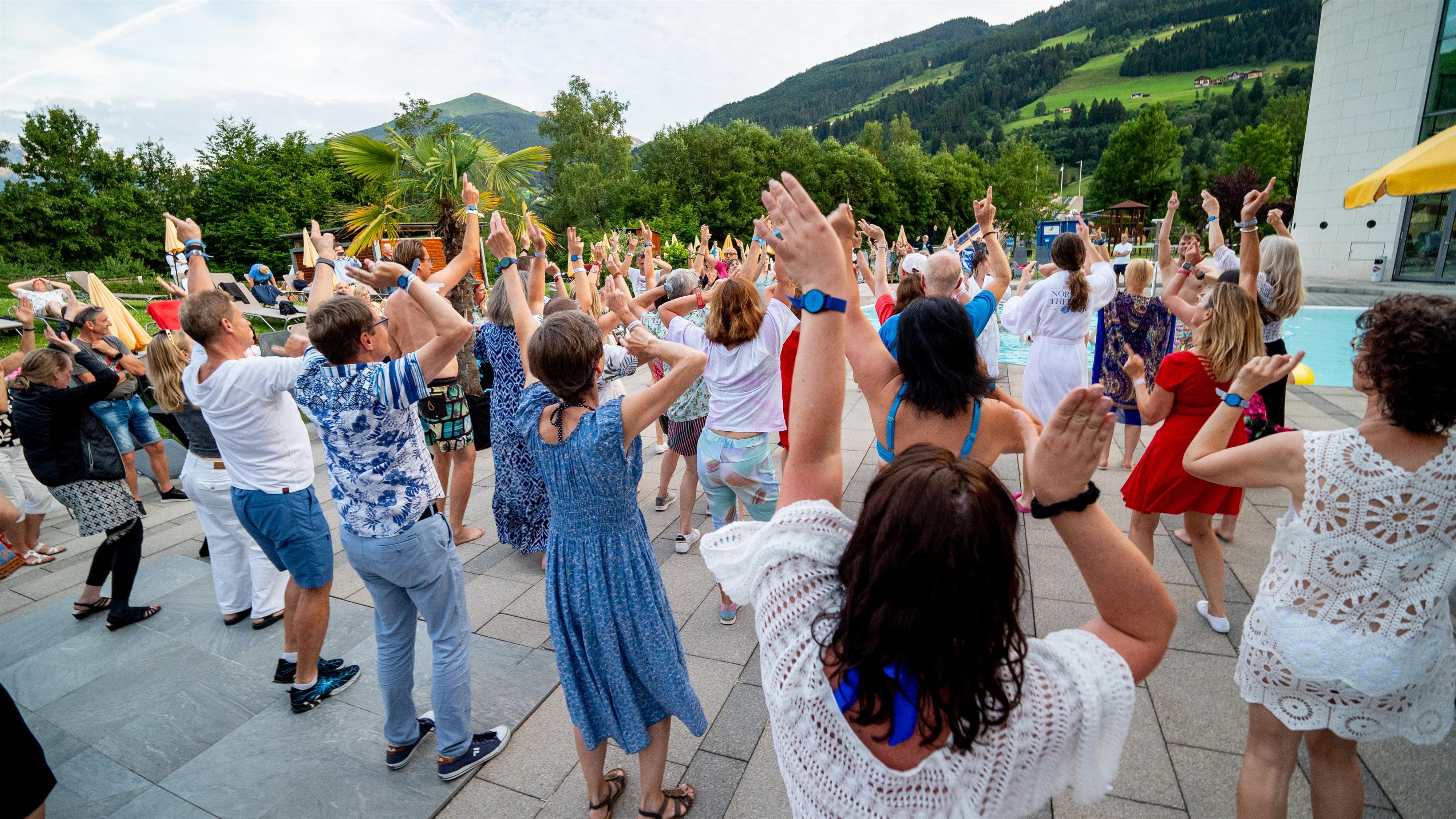 Swing Valley Festival – Pool Party