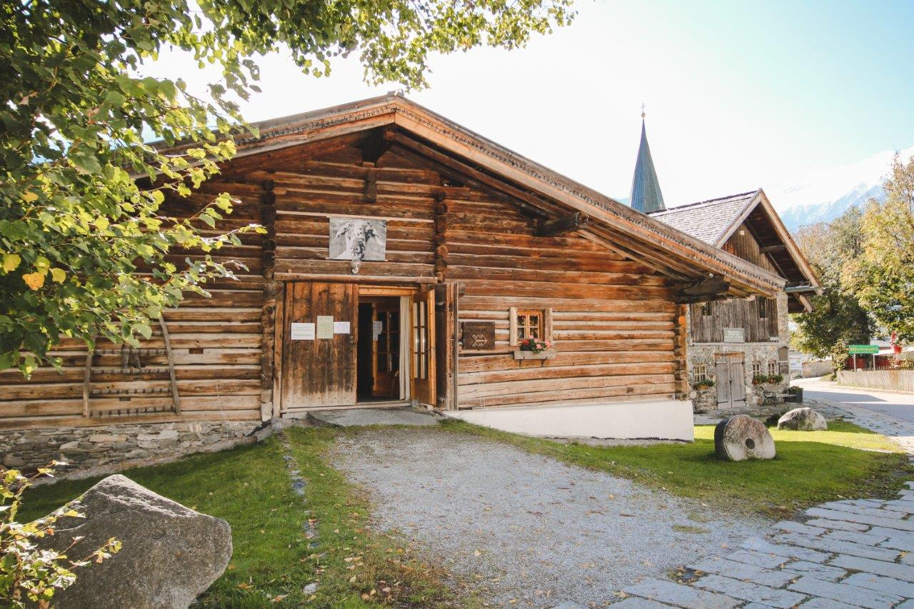 8. Literatur findet Land