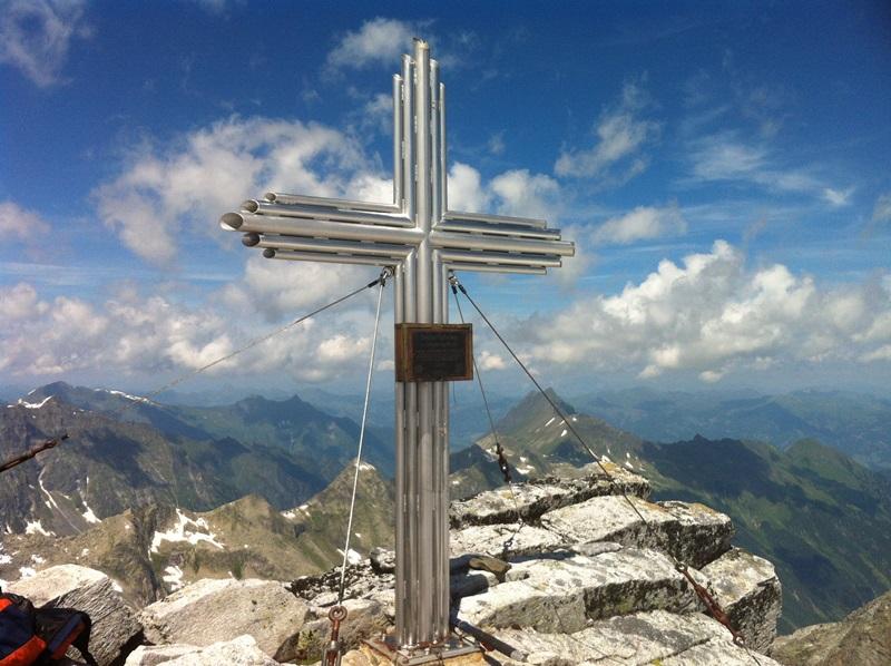 Gletscher Hochtour auf einen 3.000er mit einem Bergführer