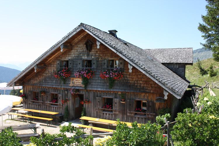 Frühschoppen auf der Bergalm