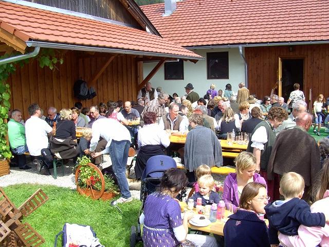 Einkehr in der Wiesleheners Mosthütt’n am Heuberg