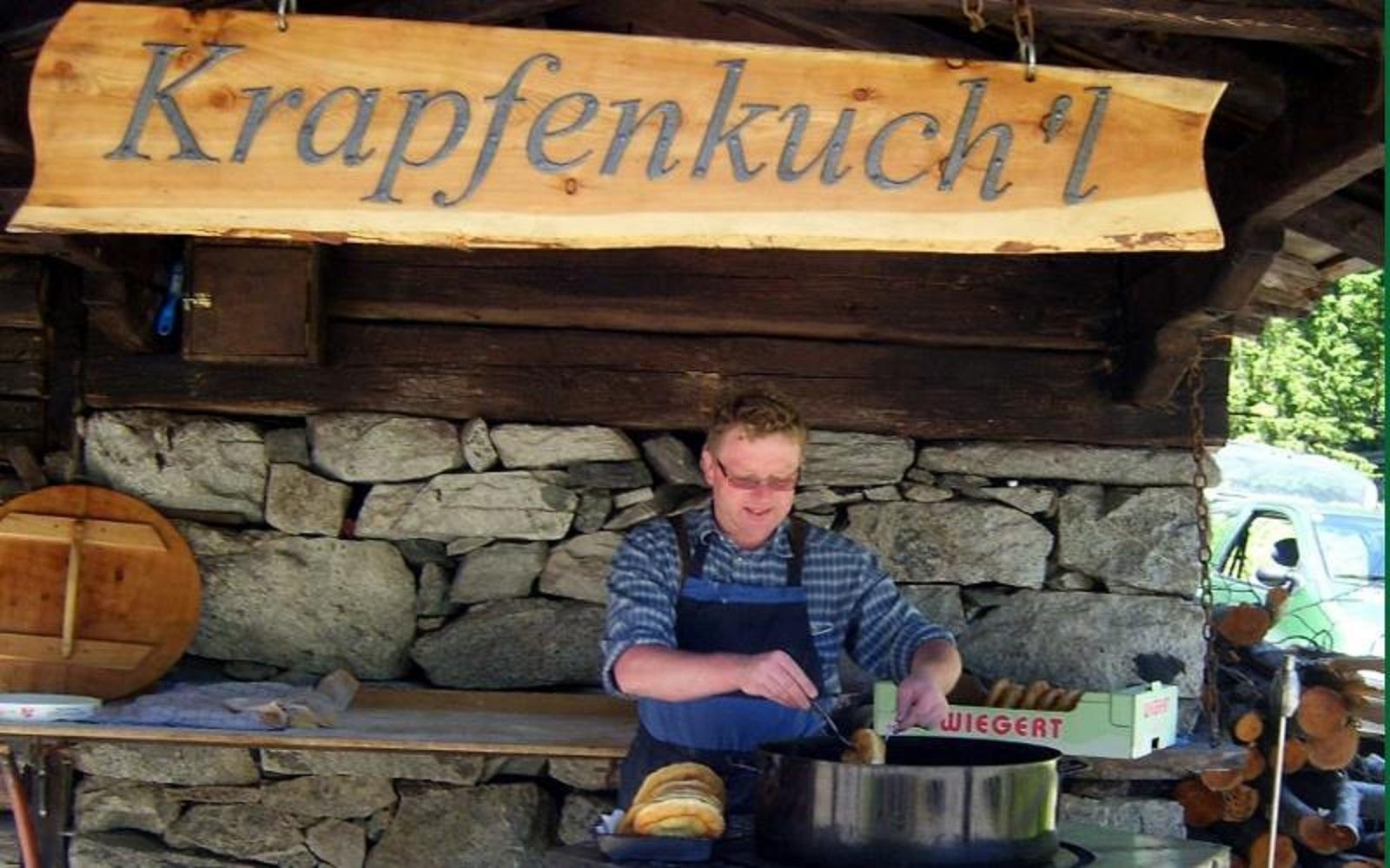 Bauernkrapfen backen