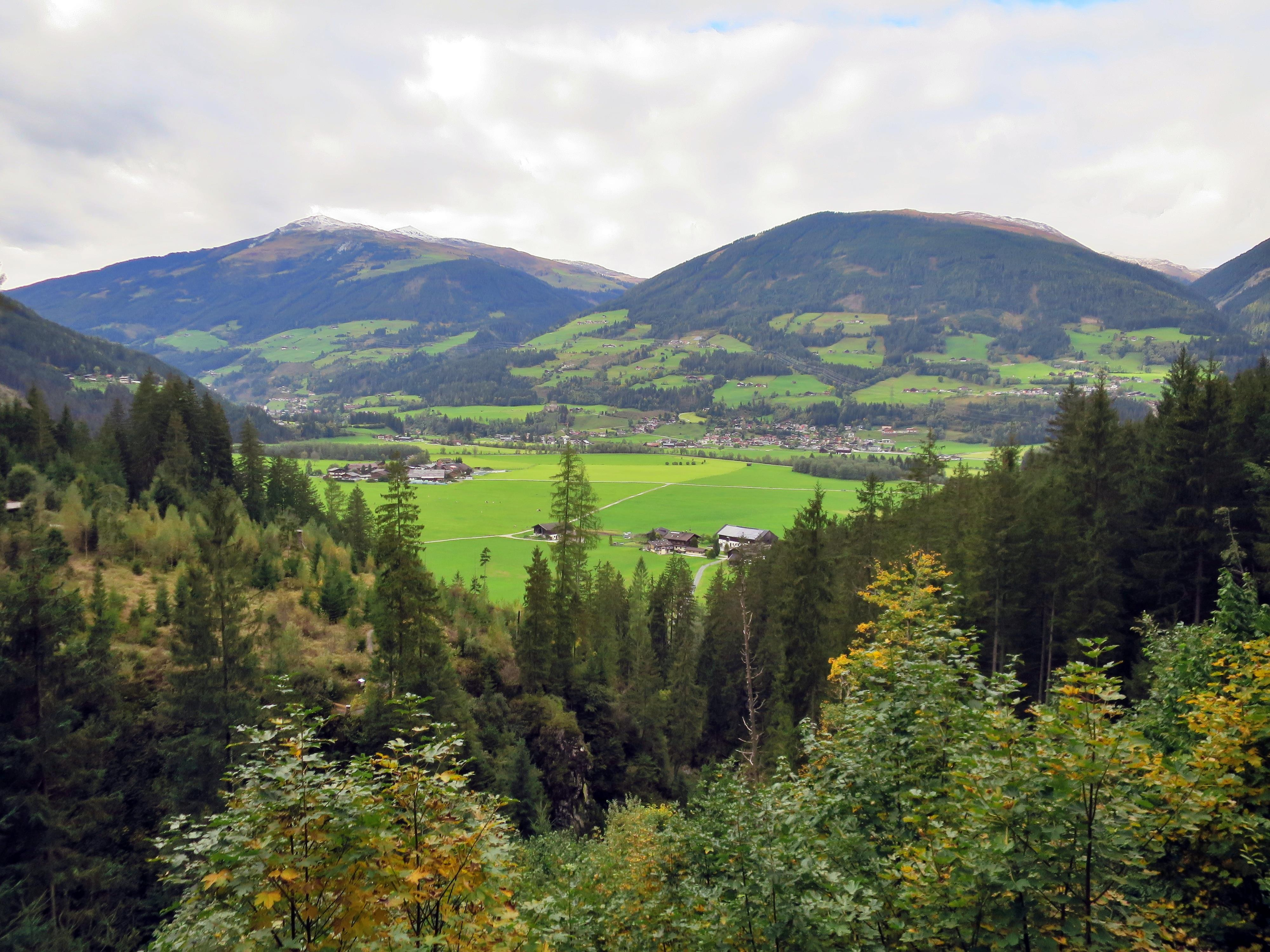Kohr-Cafe: Waldbaden – rund um den Untersulzbachwasserfall