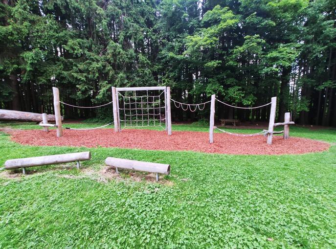 Waldspielplatz am Waldwissensweg