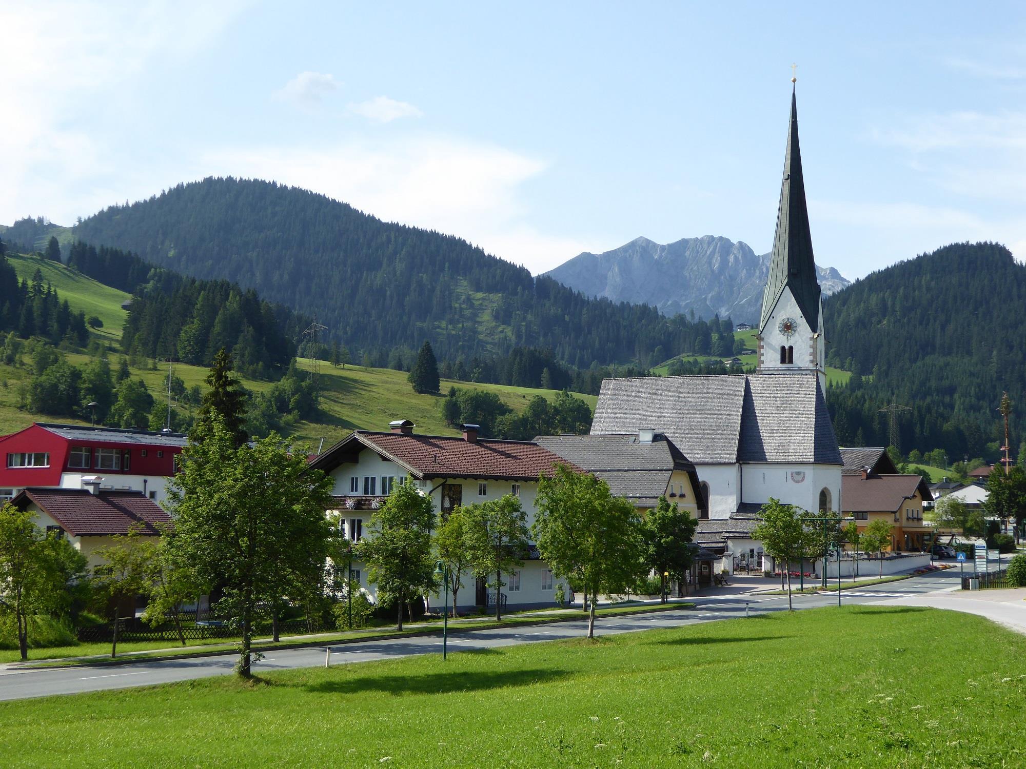 Fronleichnam Prozession mit Kirchenchor