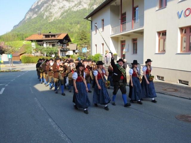 Sonnwendkonzert mit Saalachbeleuchtung