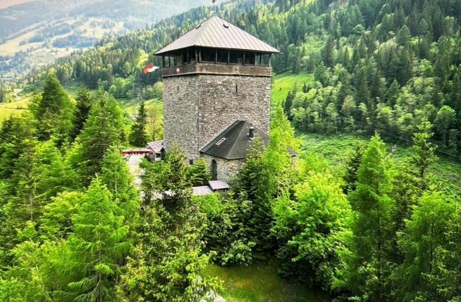 Burgführungen auf der Burg Klammstein