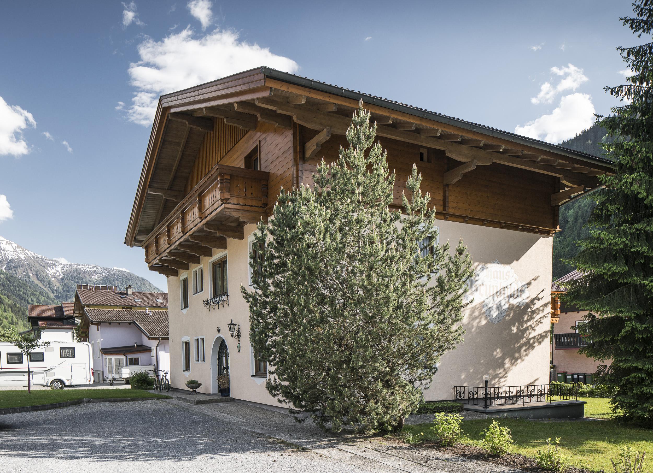 Haus-Brunhilde-Dorfgastein-Ansicht-Aussen