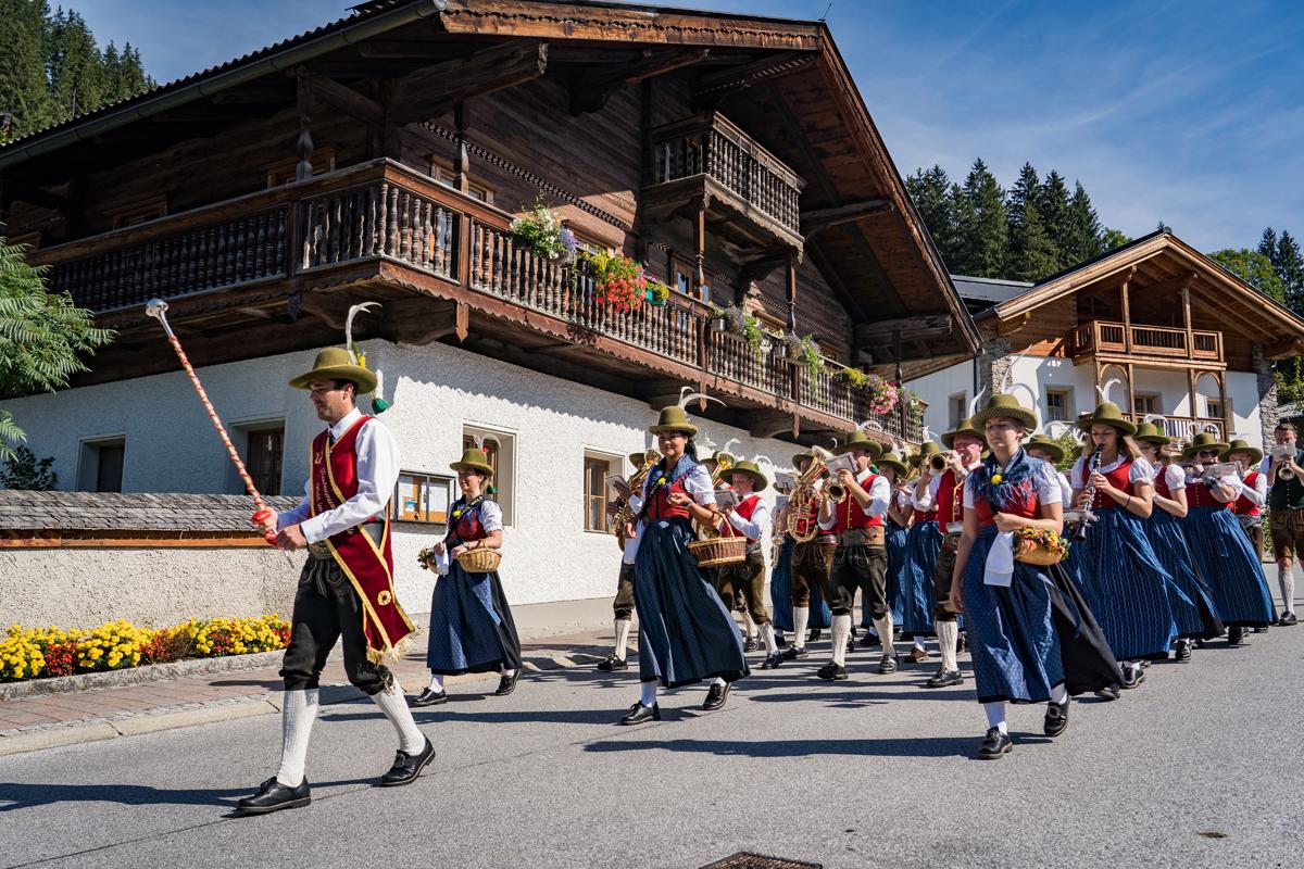 Eröffnungsfeier Dirndl & Lederhosenwochen beim Platzkonzert