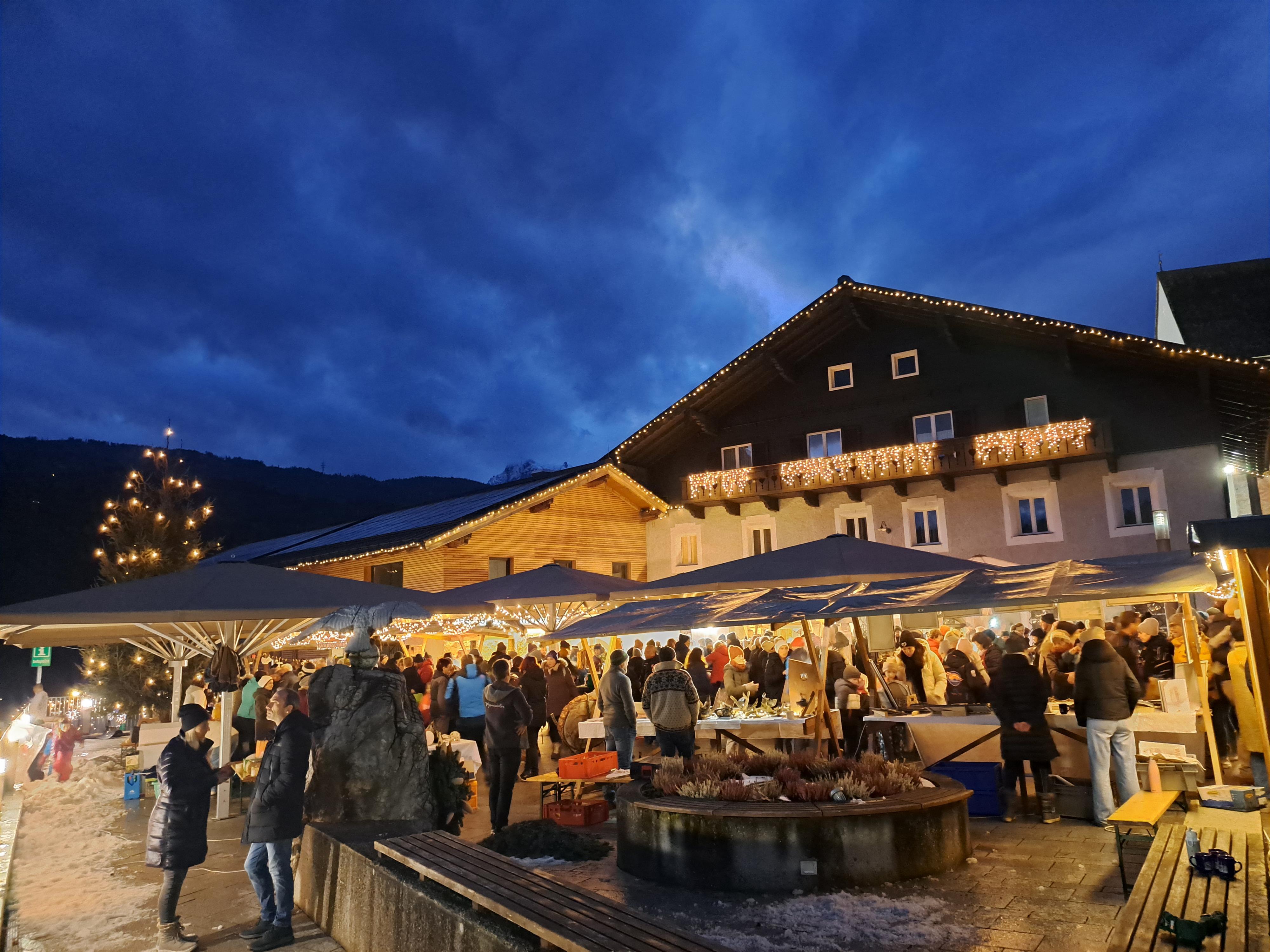 Pfarrwerfner Adventmarkt
