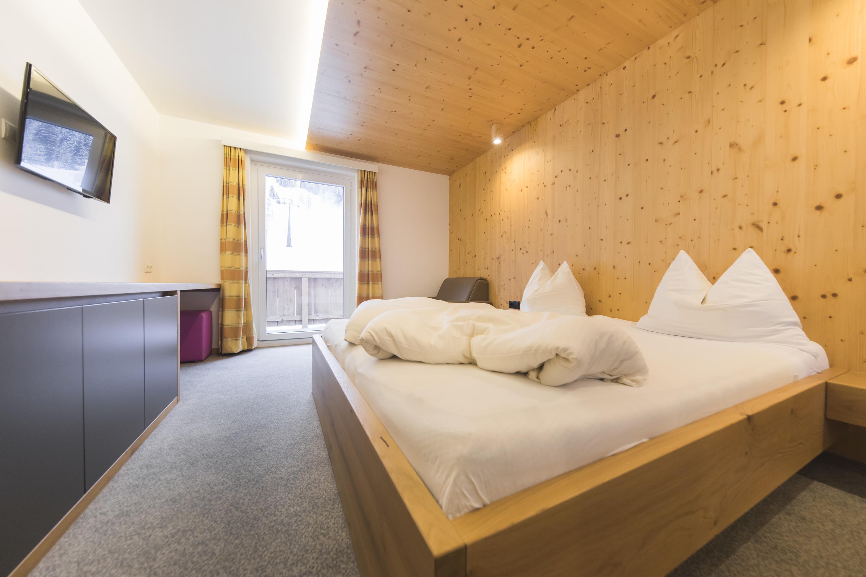 2019-12-13_BarbarahofZimmer_360