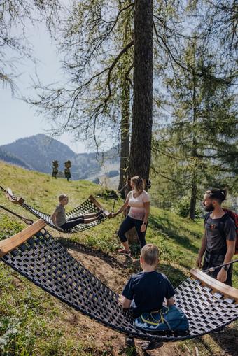 Besuch am Walderlebnisweg