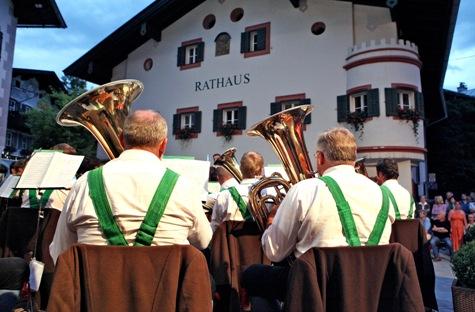 Platzkonzert der Bürgermusik Lofer