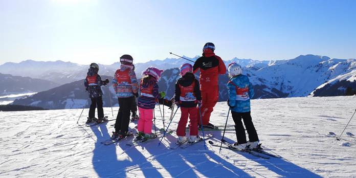 Skischule Dienten