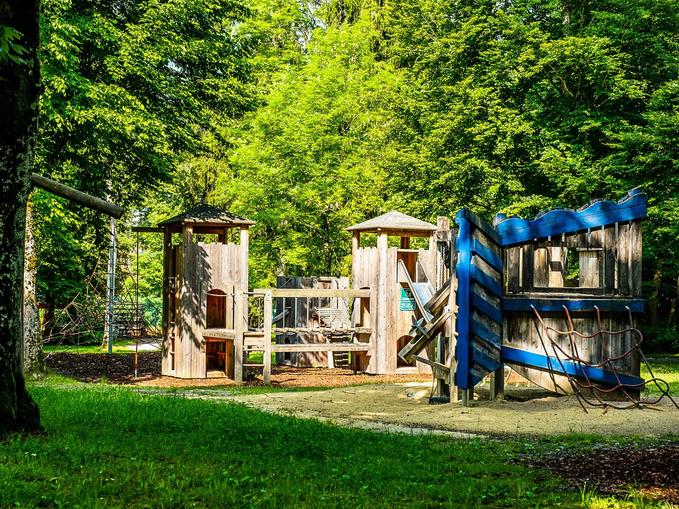 Kinderspielplatz Thumersbacher Park