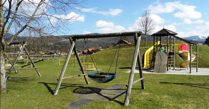 Kinderspielplätze in Puch