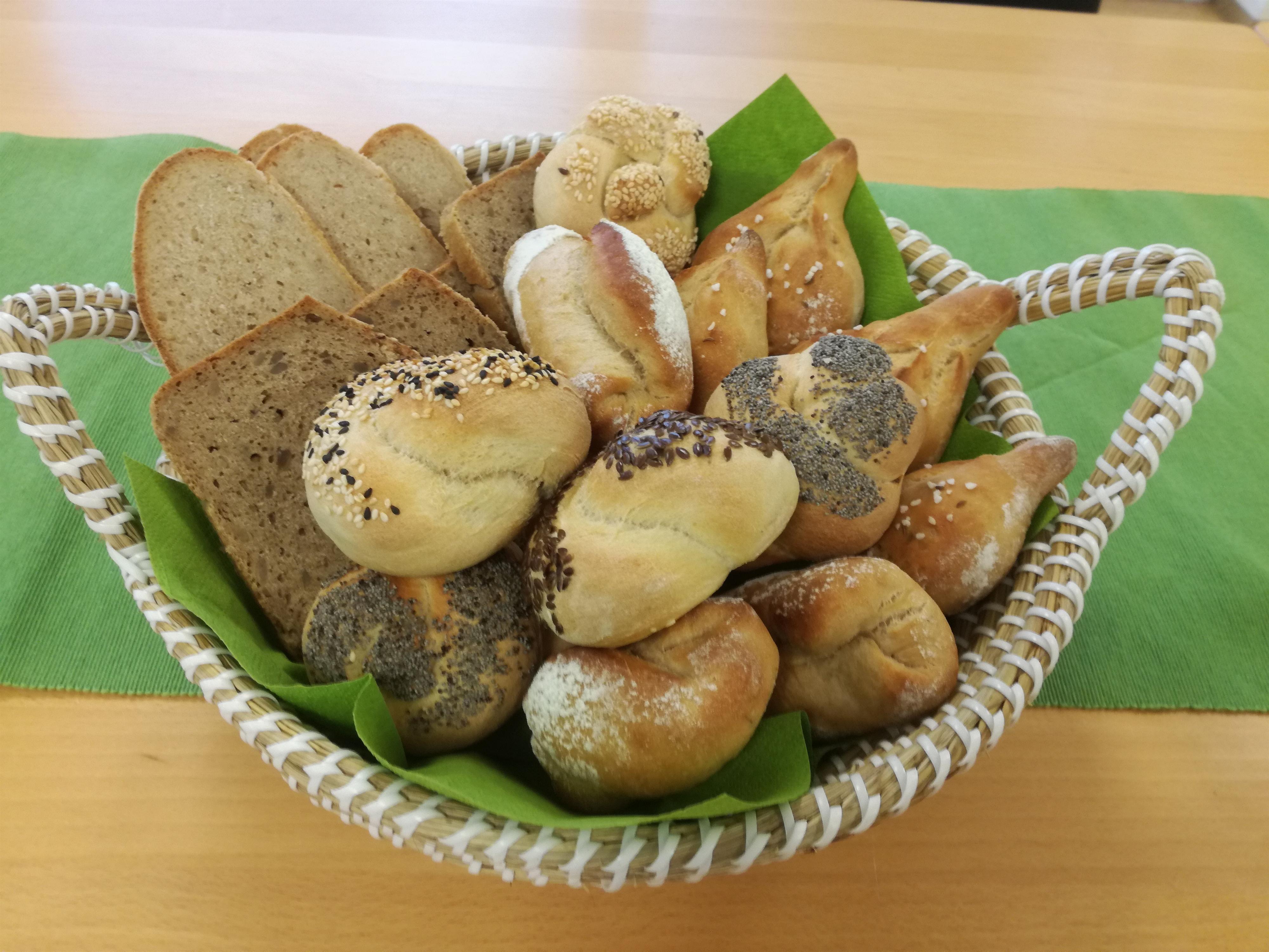 KRÄUTERleben Brotbackkurs, Bauernbrot, Gebäck, Ruck-Zuck-Weckerl