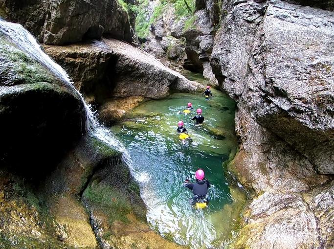 Vertical-One Canyoning