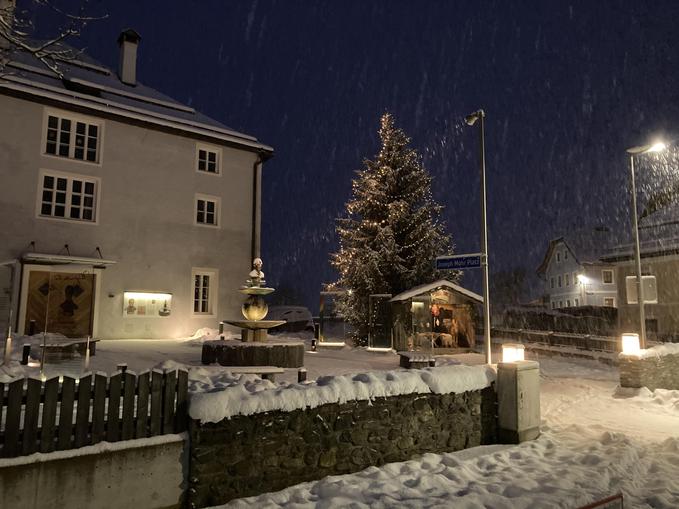 Stille Nacht Brunnen am Joseph Mohr Platz
