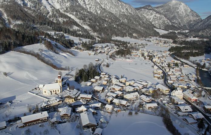 Winterwanderung Dorfrunde Unken