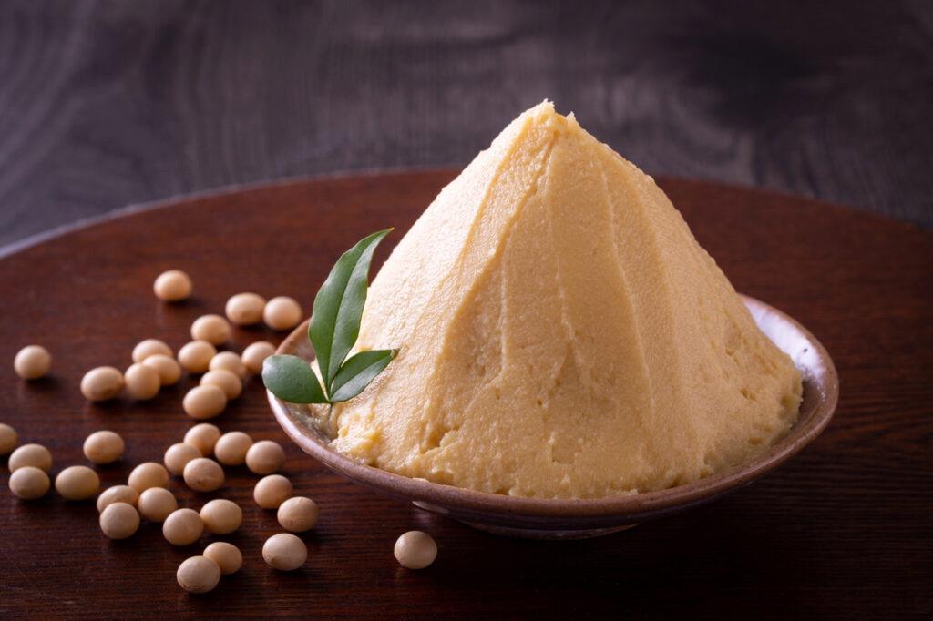 Miso entdecken – verkosten, verstehen, selber machen