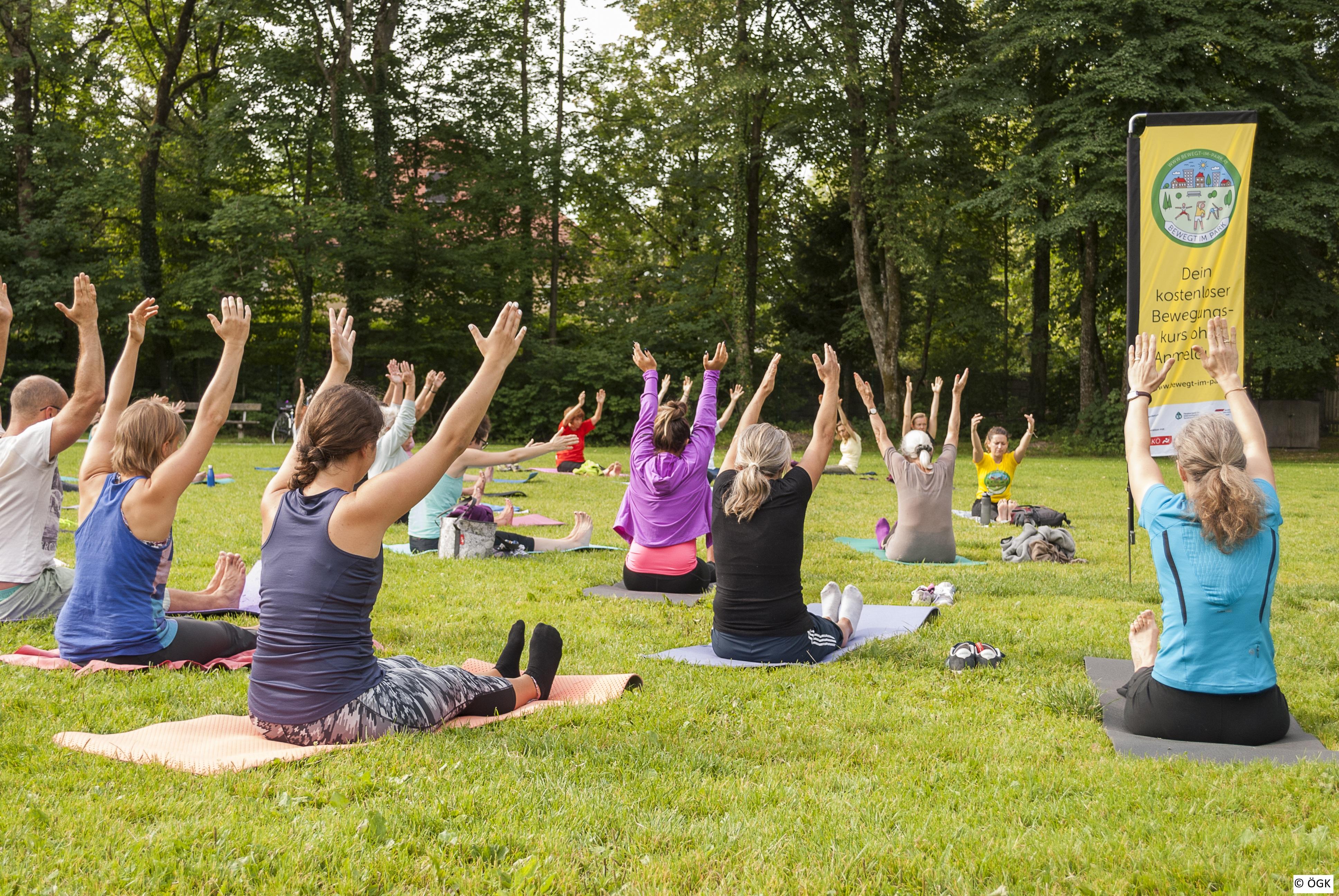 „Bewegt im Park“: Qi Gong am See