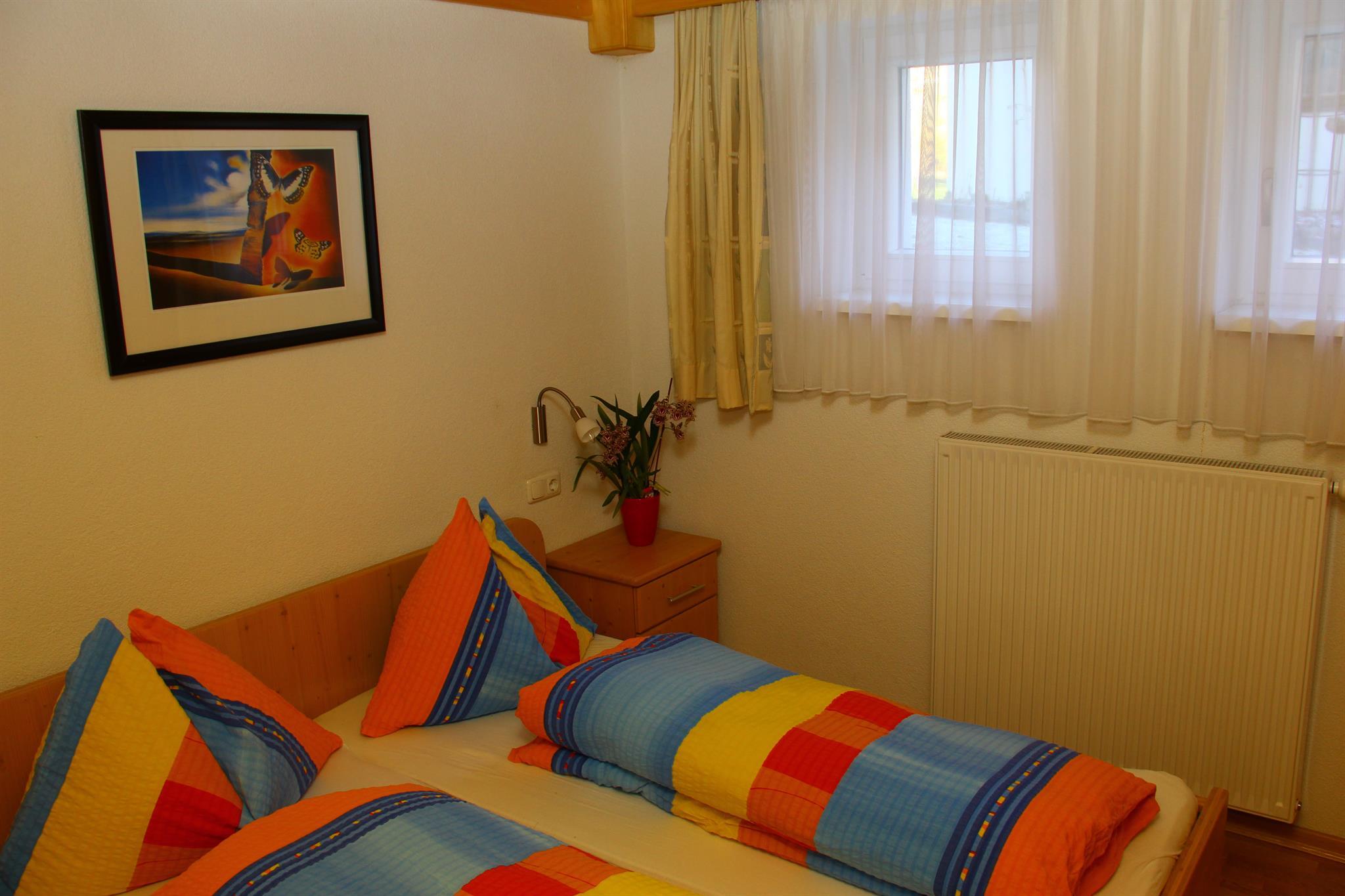Schlafzimmer 2