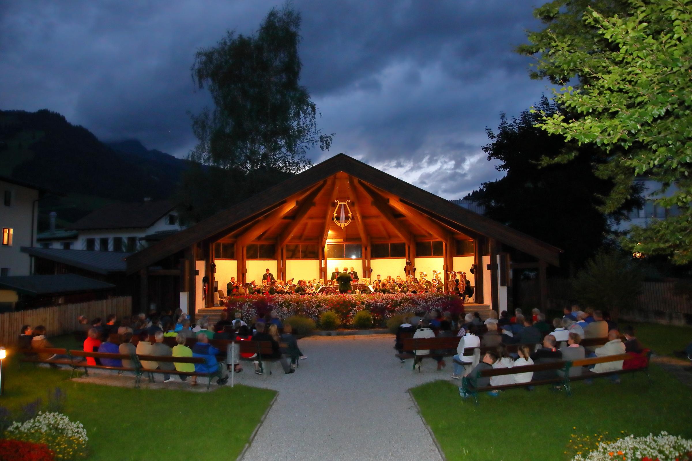 Sommerkonzert der Trachtenmusikkapelle Hüttschlag