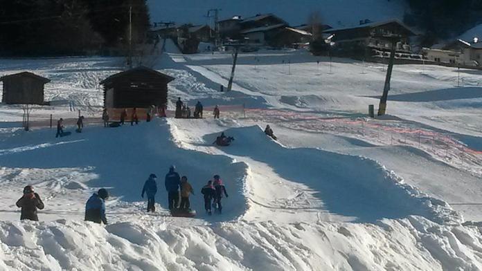 Snowtubingbahn beim Wennsergletscher