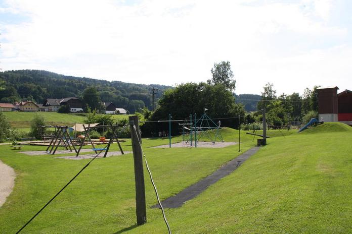 Spielplatz am Sportplatz